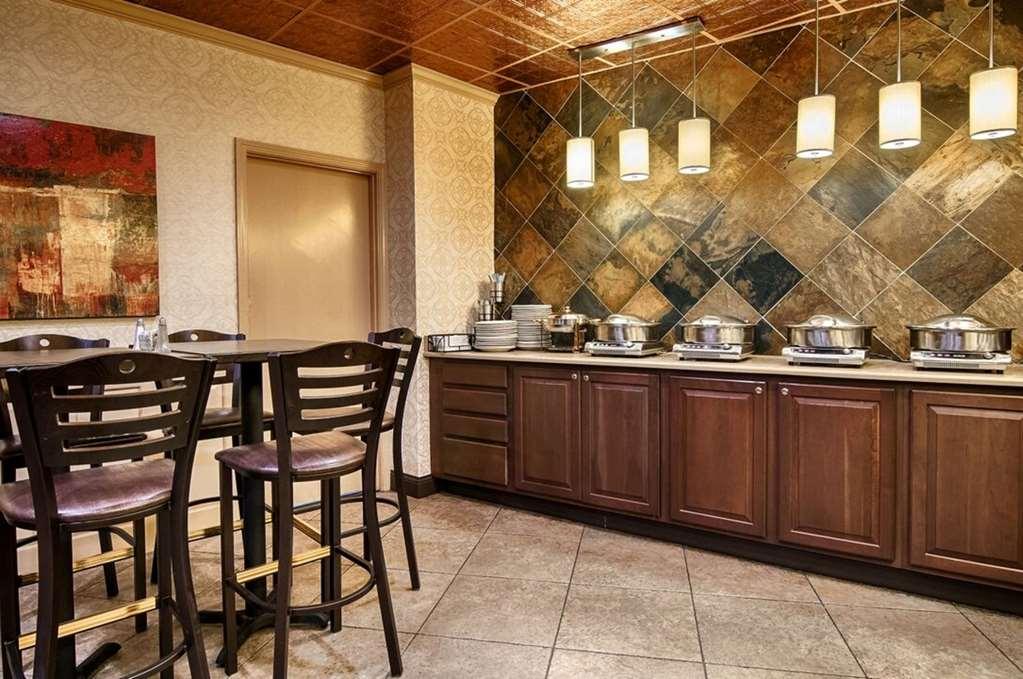 Comfort Inn & Suites At Copeland Tower Metairie Restoran fotoğraf